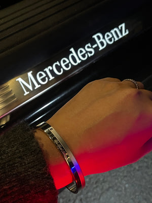 18k Trilogy White Gold Signature Bracelet